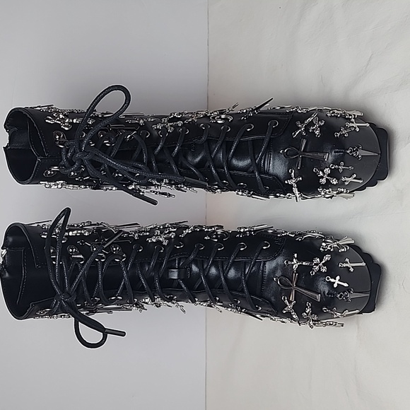 Dolls Kill Widow Idol Worship Charm Platform Boots Size 8 Goth Near New - Picture 3 of 14
